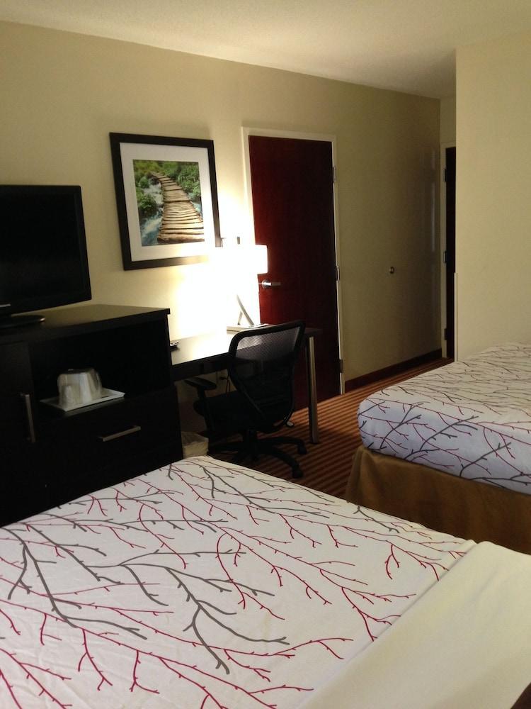 Best Western Patriots Point Mount Pleasant Exterior photo