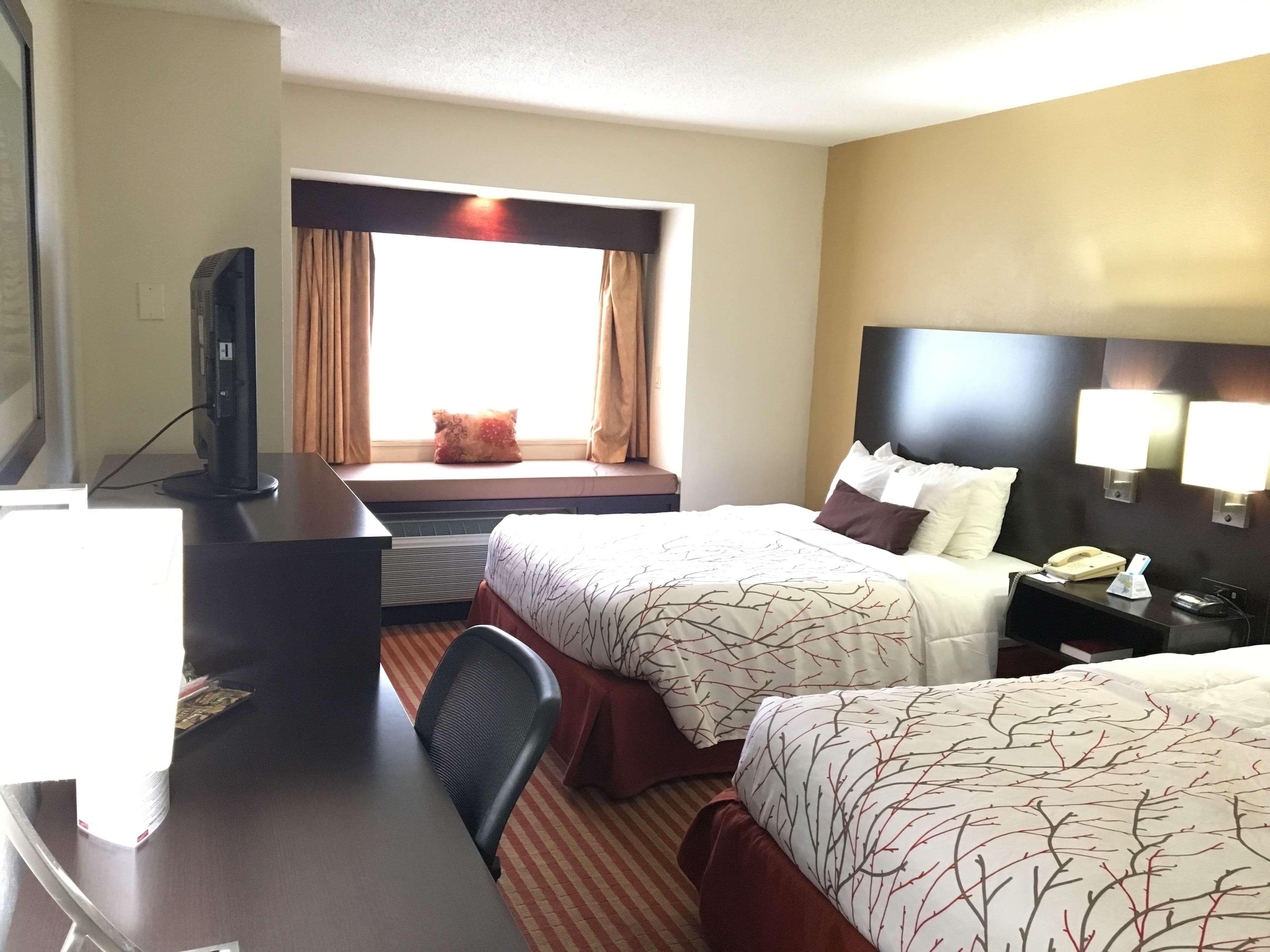 Best Western Patriots Point Mount Pleasant Exterior photo